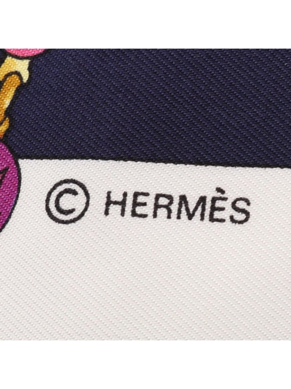 Hermes Scarf Carre 90 Parmi les Fleurs Je Compte les Heures Silk - Picture 2 of 9